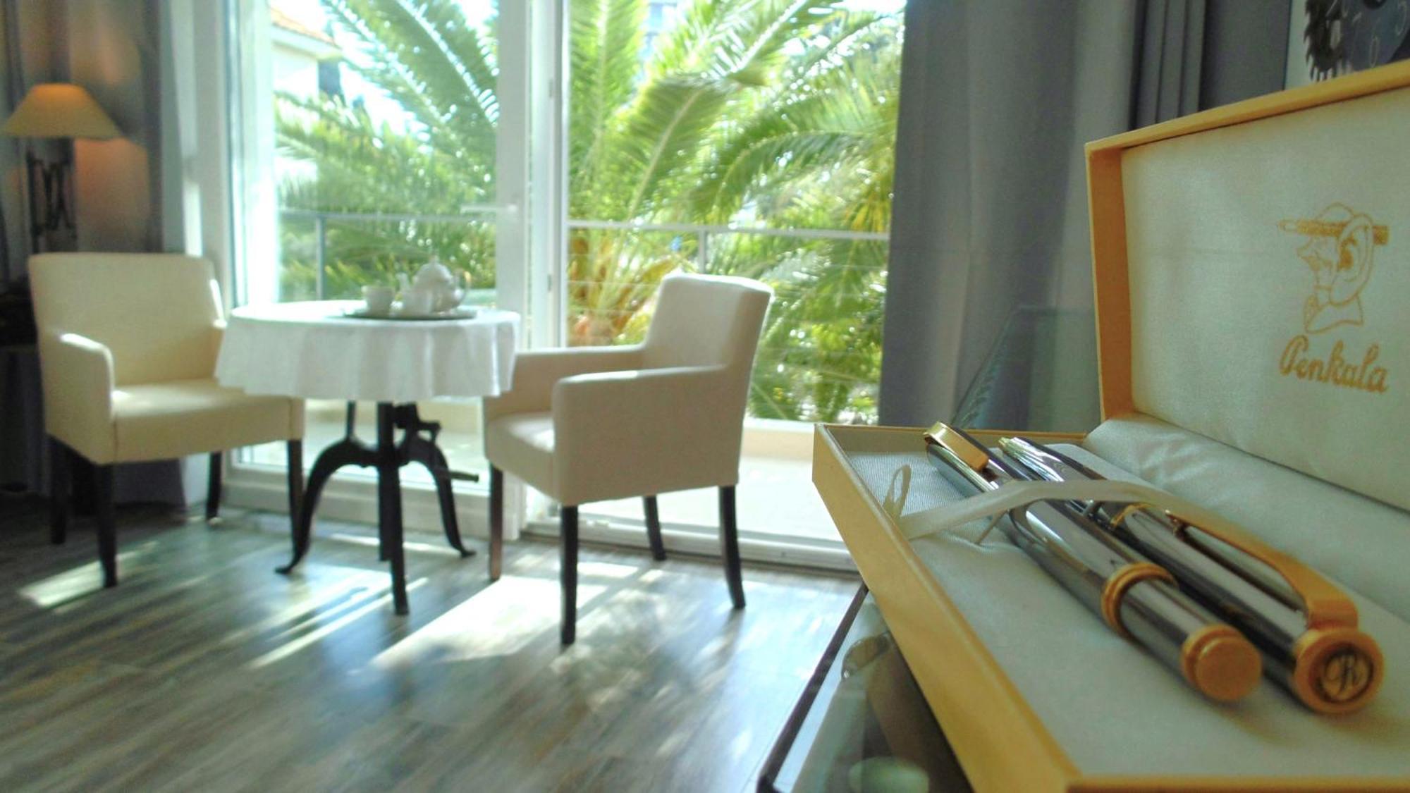 Refresh Boutique Apartments โวดีเซ ภายนอก รูปภาพ