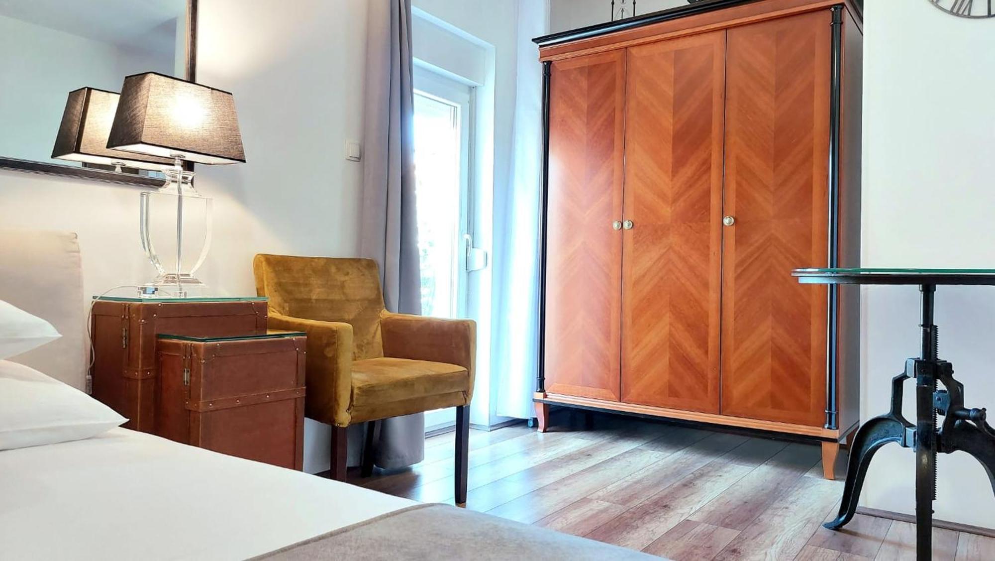 Refresh Boutique Apartments โวดีเซ ภายนอก รูปภาพ